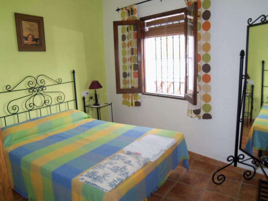 Apartamentos Rurales Jardines Del Visir Genalguacil Exterior photo